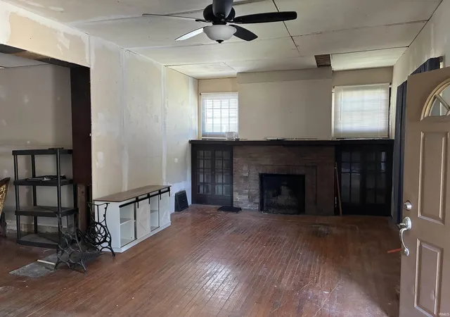 Photo 3 of Manufactured home for sale at 771 Washington Ave, Evansville, IN 47713 | MLS# 202628406 | Listing updated on 2026-09-04
