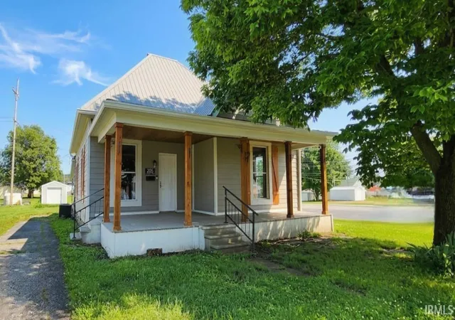 Photo 2 of Manufactured home for sale at 205 Sherman St, Loogootee, IN 47553 | MLS# 202628419 | Listing updated on 2026-07-16