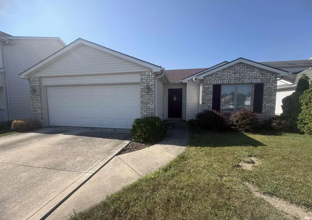 Photo 3 of Sale Pending at 9318 Ballymore Dr, Fort Wayne, IN 46835 | MLS# 202628436 | Listing updated on 2026-08-03