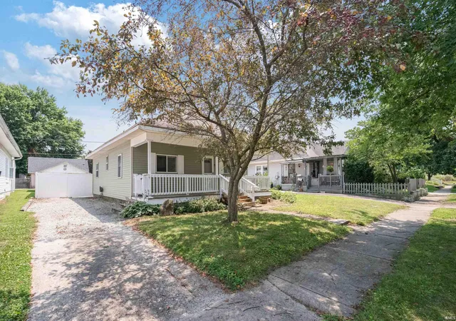 Photo 2 of Sale Pending at 728 S Indiana Ave, Kokomo, IN 46901 | MLS# 202628439 | Listing updated on 2026-08-20