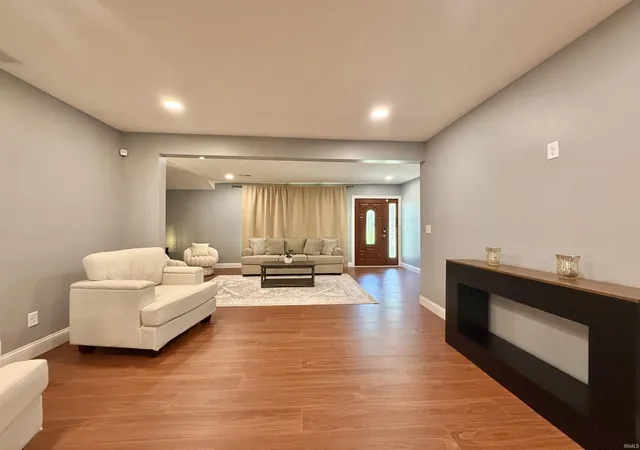 Photo 5 of Manufactured home for sale at 516 E Mill Rd, Evansville, IN 47711 | MLS# 202628453 | Listing updated on 2026-07-17