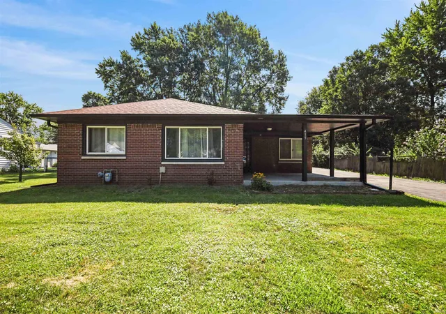 Photo 2 of Manufactured home for sale at 415 N 24th Avenue, Beech Grove, IN 46107 | MLS# 202628459 | Listing updated on 2026-08-21