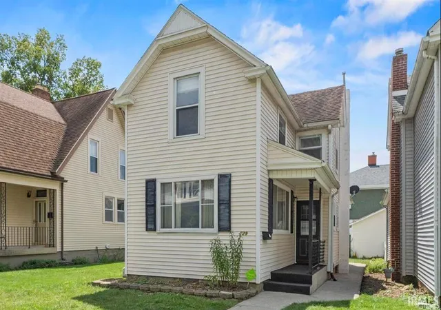 Photo 2 of Sale Pending at 729 Putnam St, Fort Wayne, IN 46808 | MLS# 202628475 | Listing updated on 2026-07-29