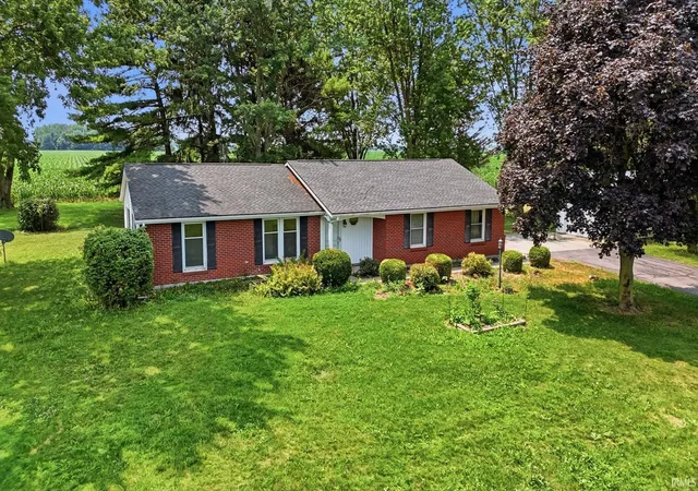 Photo 1 of Sale Pending at 846 E Sr 124, Bluffton, IN 46714 | MLS# 202628495 | Listing updated on 2026-07-24