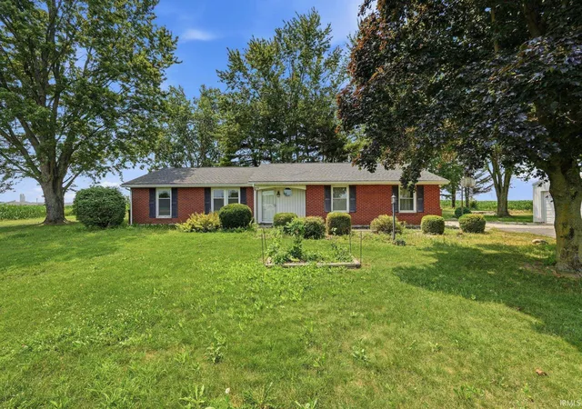Photo 4 of Sale Pending at 846 E Sr 124, Bluffton, IN 46714 | MLS# 202628495 | Listing updated on 2026-07-24