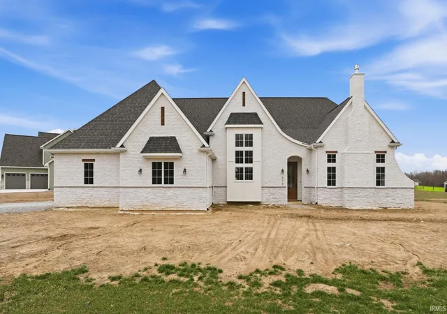 Photo 2 of Sale Pending at 470 E Basalt Dr, Huntertown, IN 46748 | MLS# 202628497 | Listing updated on 2026-09-05