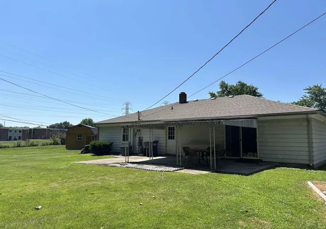 Photo 4 of Sale Pending at 1800 Tam O Shanter Ct, Kokomo, IN 46902 | MLS# 202628528 | Listing updated on 2026-09-14