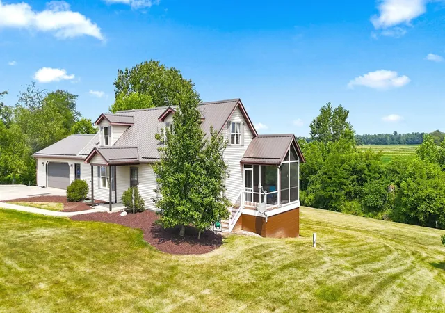 Photo 4 of Sale Pending at 205 County Rd 62, Laotto, IN 46763 | MLS# 202628530 | Listing updated on 2026-07-20