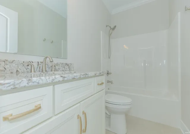 Photo 3 of Sale Pending at 7018 Ironwood Cir, Newburgh, IN 47630 | MLS# 202628531 | Listing updated on 2026-09-03