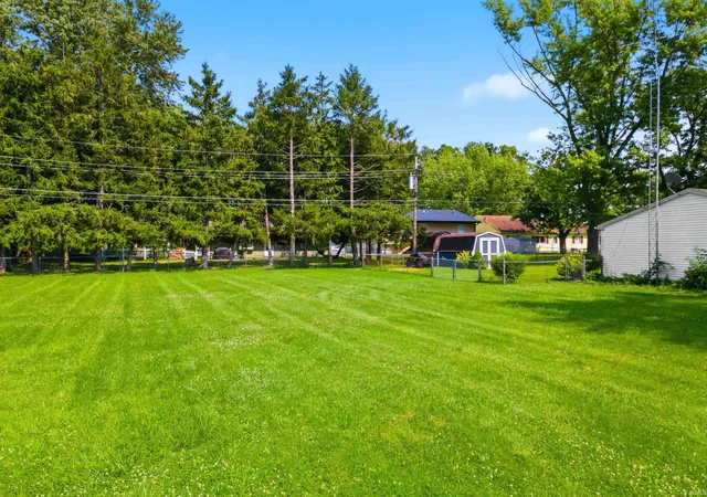 Photo 26 of Manufactured home for sale at 258 Park Ave, Upland, IN 46989 | MLS# 202628534 | Listing updated on 2026-09-23