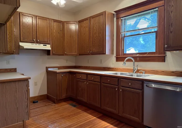Photo 3 of Manufactured home for sale at 1916 I St, Bedford, IN 47421 | MLS# 202628536 | Listing updated on 2026-07-16