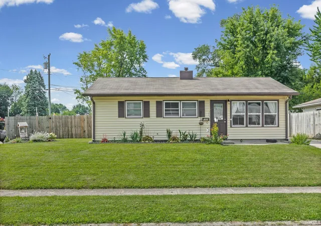Photo 1 of Sale Pending at 1009 Rochelle Dr, Lafayette, IN 47909 | MLS# 202628548 | Listing updated on 2026-07-20