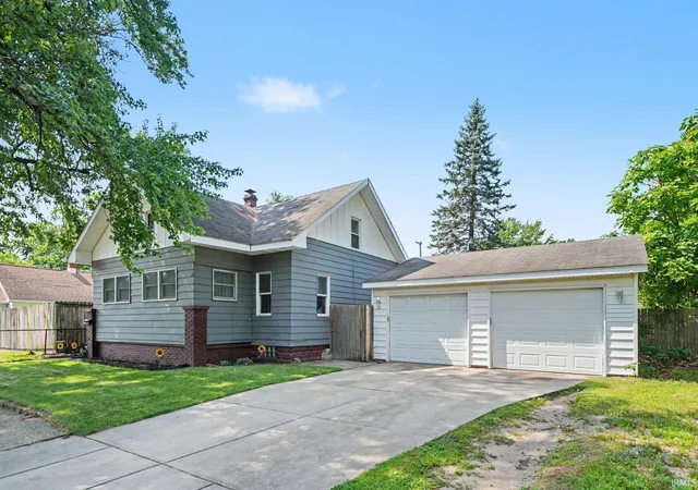 Photo 2 of Manufactured home for sale at 920 W Broadway St, Mishawaka, IN 46545 | MLS# 202628557 | Listing updated on 2026-09-15