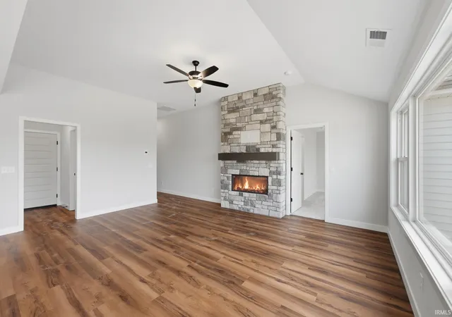 Photo 4 of Manufactured home for sale at 10945 Wild Iris Cvs, Fort Wayne, IN 46818 | MLS# 202628581 | Listing updated on 2026-08-17