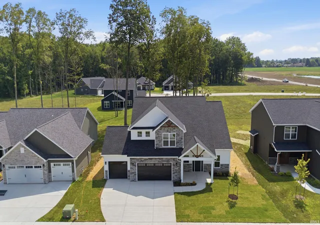 Photo 3 of Manufactured home for sale at 857 S Hoke Ave, Frankfort, IN 46041 | MLS# 202628591 | Listing updated on 2026-09-09