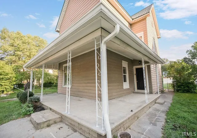 Photo 3 of Manufactured home for sale at 414 W Market St, Logansport, IN 46947 | MLS# 202628616 | Listing updated on 2026-07-16