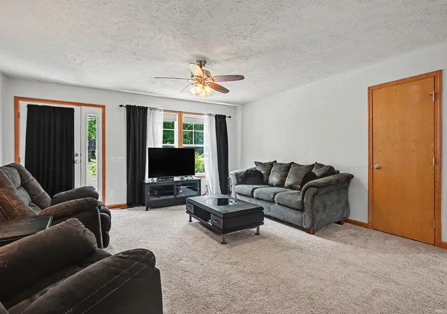 Photo 3 of Sale Pending at 29983 County Rd 108, Elkhart, IN 46514 | MLS# 202628617 | Listing updated on 2026-09-17