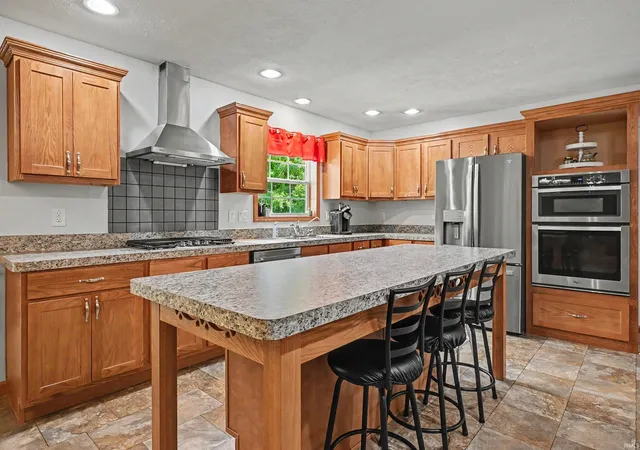 Photo 4 of Sale Pending at 29983 County Rd 108, Elkhart, IN 46514 | MLS# 202628617 | Listing updated on 2026-09-17