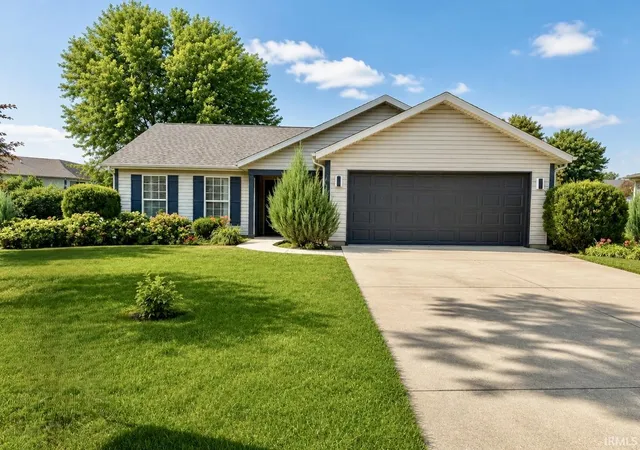 Photo 1 of Sale Pending at 404 Heritage Dr, Delphi, IN 46923 | MLS# 202628623 | Listing updated on 2026-10-01