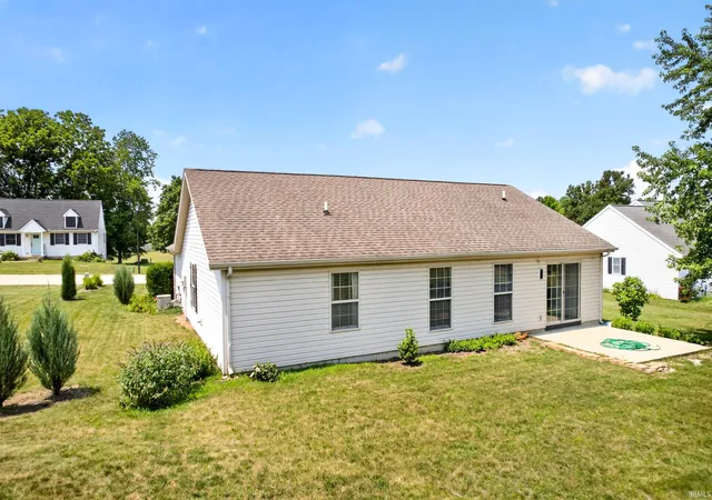 Photo 4 of Sale Pending at 404 Heritage Dr, Delphi, IN 46923 | MLS# 202628623 | Listing updated on 2026-10-01
