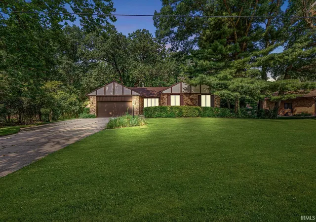 Photo 2 of Sale Pending at 55045 Cobus Ln, Elkhart, IN 46514 | MLS# 202628632 | Listing updated on 2026-07-31