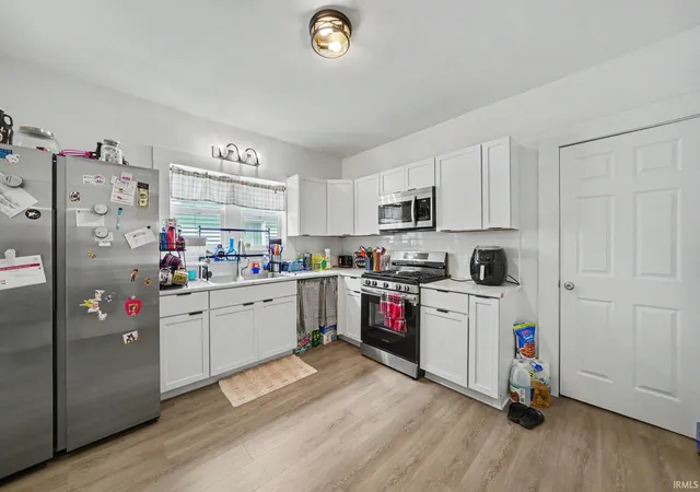 Photo 3 of Sale Pending at 703 W 4th Street, Mishawaka, IN 46544 | MLS# 202628633 | Listing updated on 2026-09-03