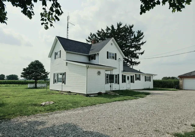 Photo 2 of Manufactured home for sale at 4192 W 325 South, Logansport, IN 46947 | MLS# 202628645 | Listing updated on 2026-08-01
