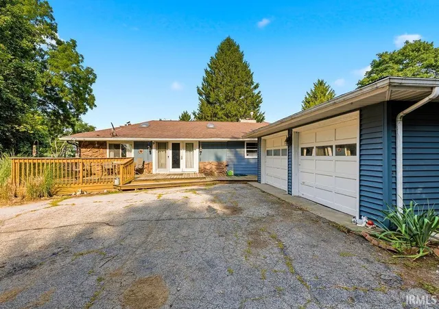 Photo 3 of Sale Pending at 7043 W 200 North Rd, Andrews, IN 46702 | MLS# 202628659 | Listing updated on 2026-08-24