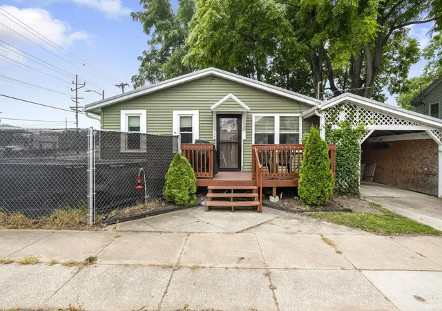 Photo 3 of Sale Pending at 125 N Bowen Ave, Bremen, IN 46506 | MLS# 202628661 | Listing updated on 2026-07-18