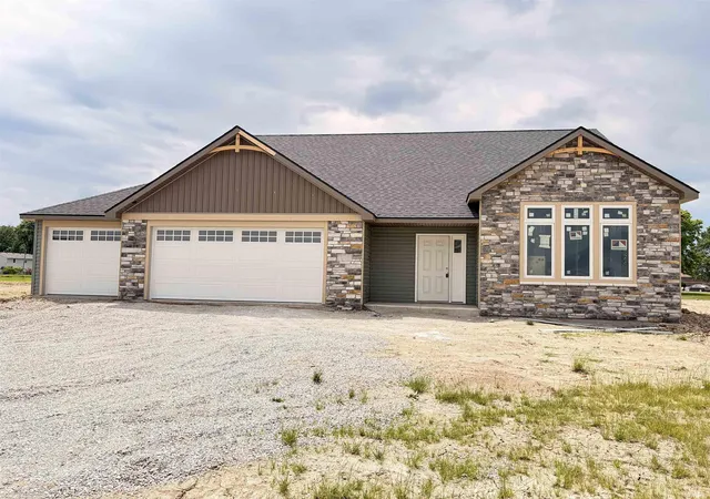 Photo 1 of Sale Pending at 5035 Chickadee Dr, Woodburn, IN 46797 | MLS# 202628694 | Listing updated on 2026-08-19