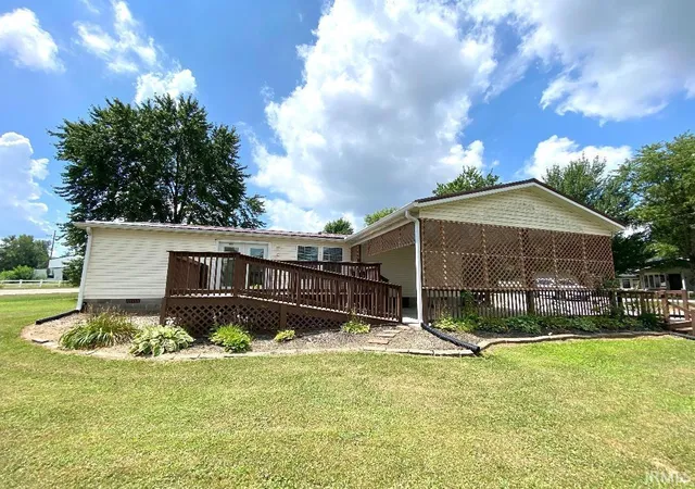 Photo 2 of Manufactured home for sale at 479 N Chestnut St, Switz City, IN 47465 | MLS# 202628702 | Listing updated on 2026-07-17
