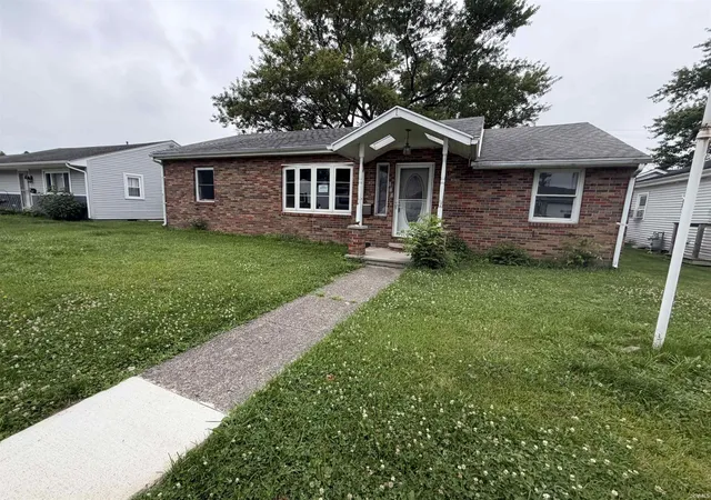 Photo 1 of Sale Pending at 702 W Grant St, Hartford City, IN 47348 | MLS# 202628737 | Listing updated on 2026-09-12