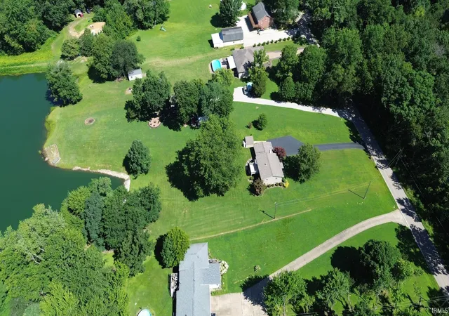 Photo 2 of Sale Pending at 2926 Bromm Rd, Evansville, IN 47720 | MLS# 202628755 | Listing updated on 2026-07-19