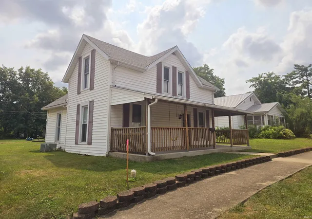 Photo 2 of Sale Pending at 1006 N Monroe St, Hartford City, IN 47348 | MLS# 202628760 | Listing updated on 2026-08-28