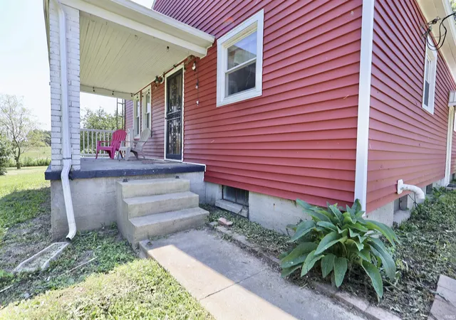 Photo 4 of Sale Pending at 7654 S Base Rd, Lynn, IN 47355 | MLS# 202628774 | Listing updated on 2026-09-28