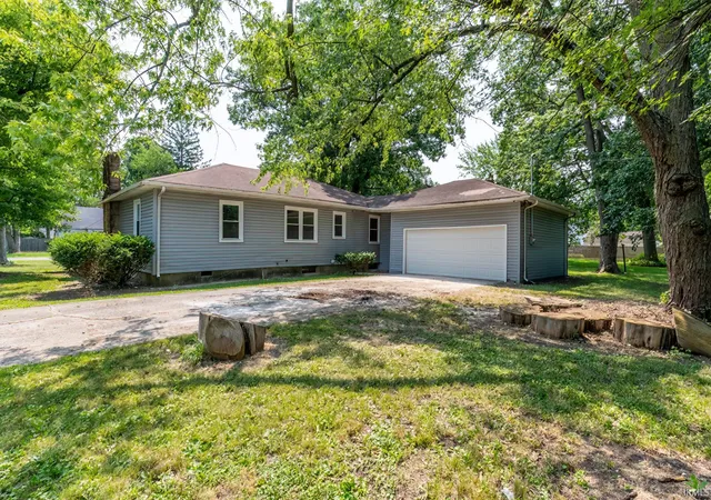 Photo 3 of Sale Pending at 4602 Euclid Ave, Fort Wayne, IN 46806 | MLS# 202628804 | Listing updated on 2026-08-27