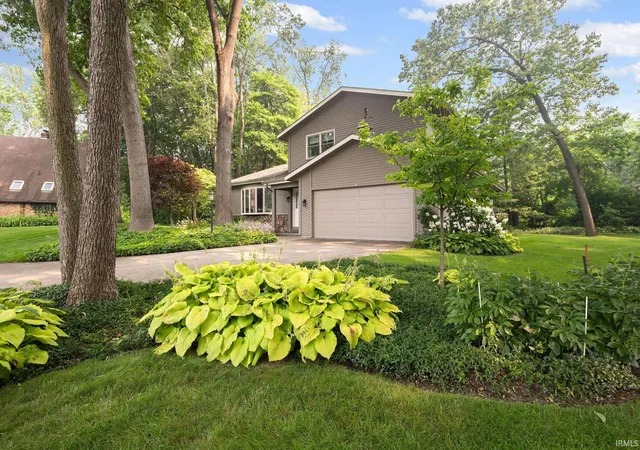 Photo 2 of Sale Pending at 50950 Woodstream Ct, Granger, IN 46530 | MLS# 202628809 | Listing updated on 2026-07-26