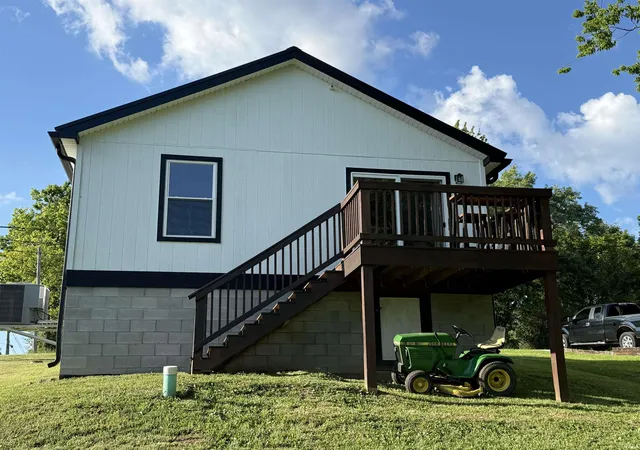 Photo 3 of Manufactured home for sale at 323 Horton Ave, Paoli, IN 47454 | MLS# 202628816 | Listing updated on 2026-07-17