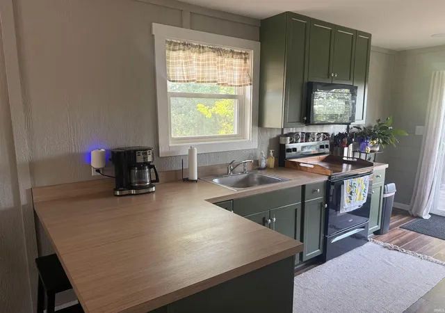 Photo 4 of Manufactured home for sale at 323 Horton Ave, Paoli, IN 47454 | MLS# 202628816 | Listing updated on 2026-07-17