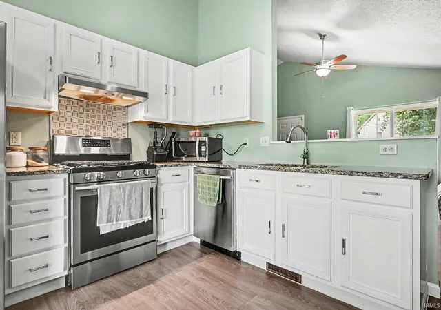Photo 4 of Sale Pending at 818 W Indiana Ave, Elkhart, IN 46516 | MLS# 202628820 | Listing updated on 2026-09-02
