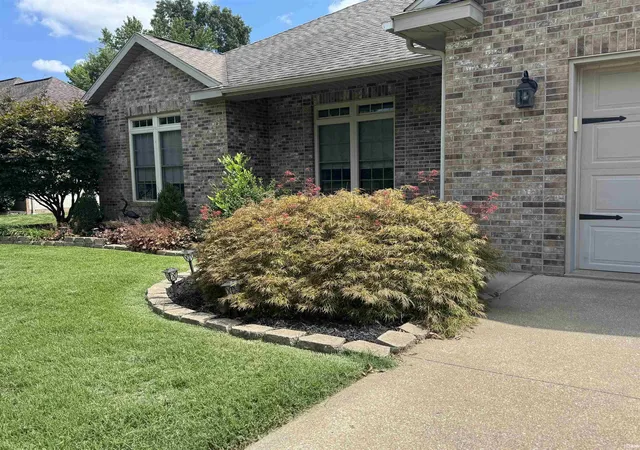 Photo 2 of Sale Pending at 467 E Sleighbell Dr, Santa Claus, IN 47579 | MLS# 202628858 | Listing updated on 2026-08-28