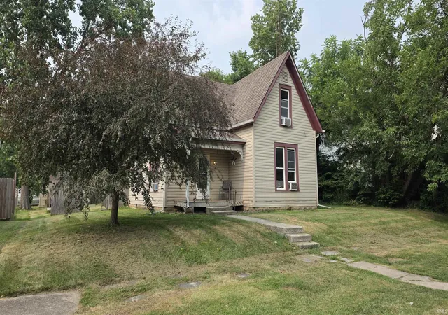 Photo 2 of Sale Pending at 318 E Arch St, Portland, IN 47371 | MLS# 202628890 | Listing updated on 2026-09-22