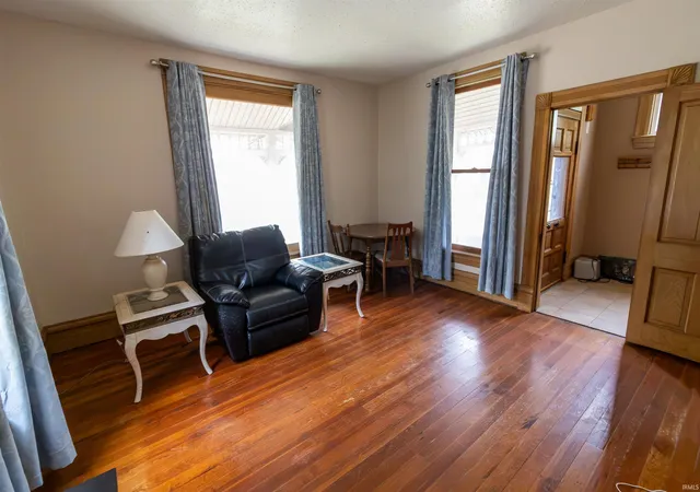 Photo 3 of Manufactured home for sale at 476 Frederick St, Huntington, IN 46750 | MLS# 202628892 | Listing updated on 2026-09-11