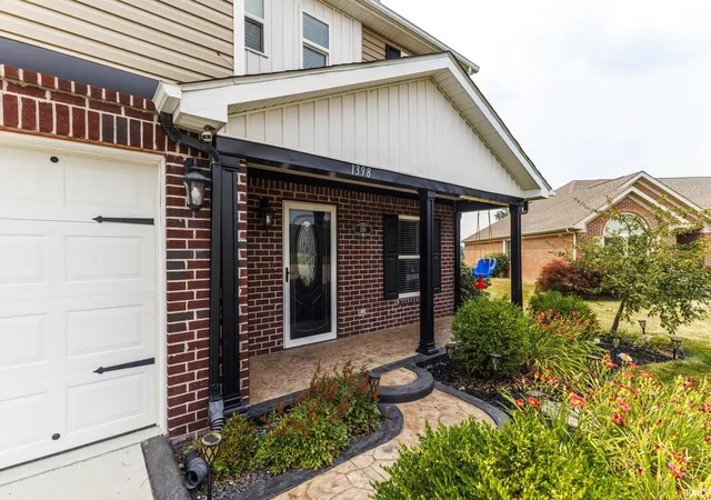 Photo 4 of Sale Pending at 1398 N Gregg Dr, Albany, IN 47320 | MLS# 202628898 | Listing updated on 2026-09-08