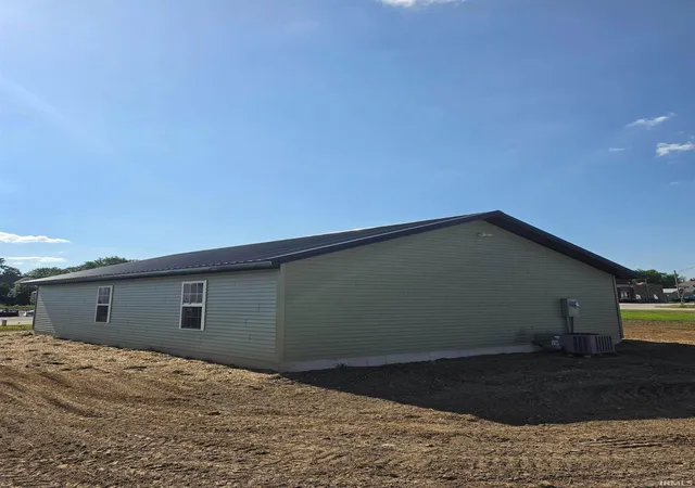Photo 4 of Manufactured home for sale at 187 Charlotte Ave, Switz City, IN 47465 | MLS# 202628916 | Listing updated on 2026-09-10