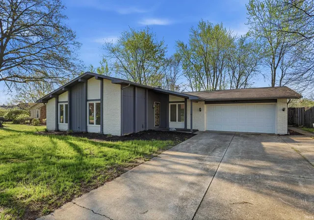 Photo 1 of Manufactured home for sale at 9529 Wolf River Pl, Fort Wayne, IN 46804 | MLS# 202628926 | Listing updated on 2026-07-19