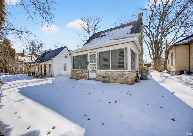 Photo 3 of Manufactured home for sale at 927 W 6th Street, Bloomington, IN 47404 | MLS# 202628932 | Listing updated on 2026-09-16