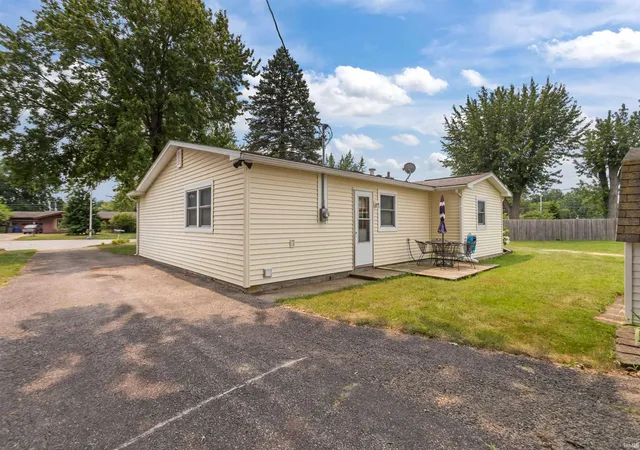 Photo 4 of Sale Pending at 406 Brave Ct, Kokomo, IN 46902 | MLS# 202628933 | Listing updated on 2026-07-22