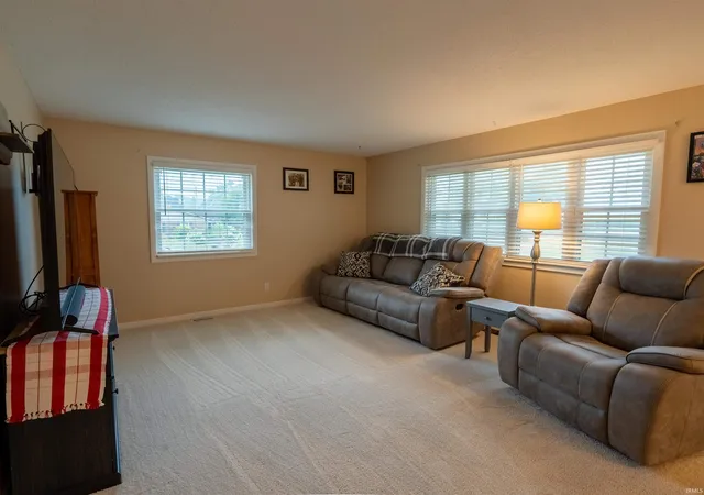 Photo 4 of Manufactured home for sale at 304 Yale Blvd, Kokomo, IN 46902 | MLS# 202628935 | Listing updated on 2026-09-07
