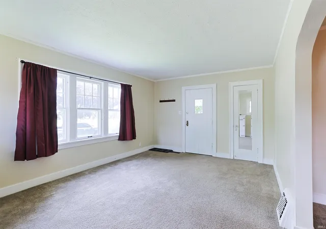 Photo 3 of Sale Pending at 2157 Berkley Pl, South Bend, IN 46616 | MLS# 202628943 | Listing updated on 2026-07-23